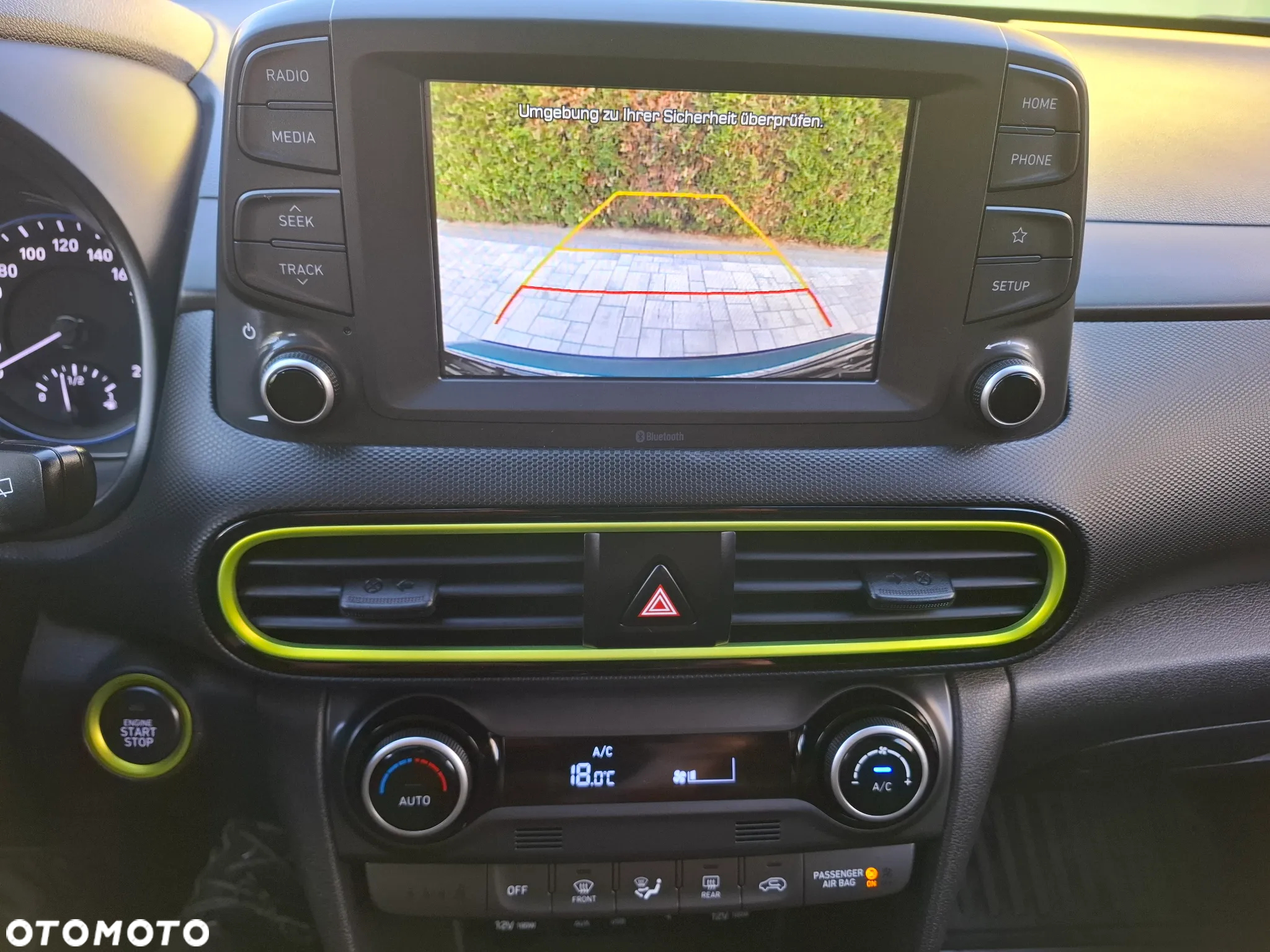Hyundai Kona - 11