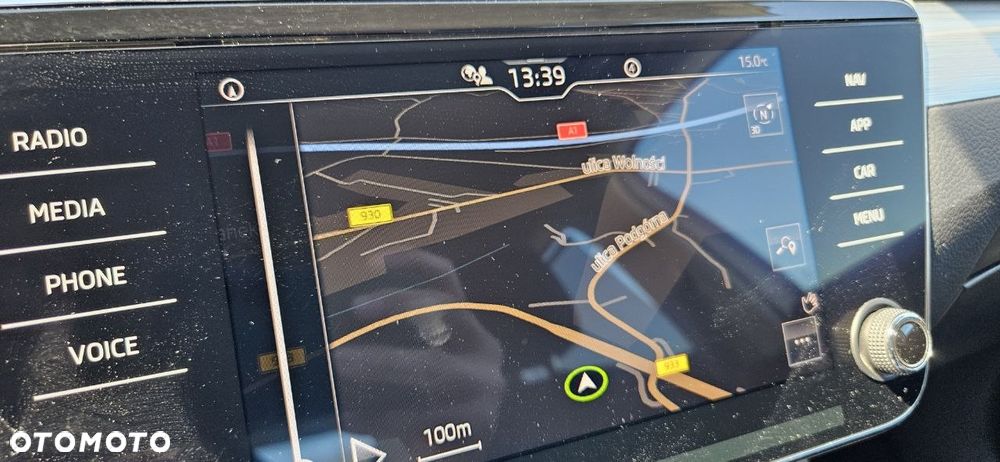 Skoda Superb 2.0 TDI SCR Ambition DSG - 40