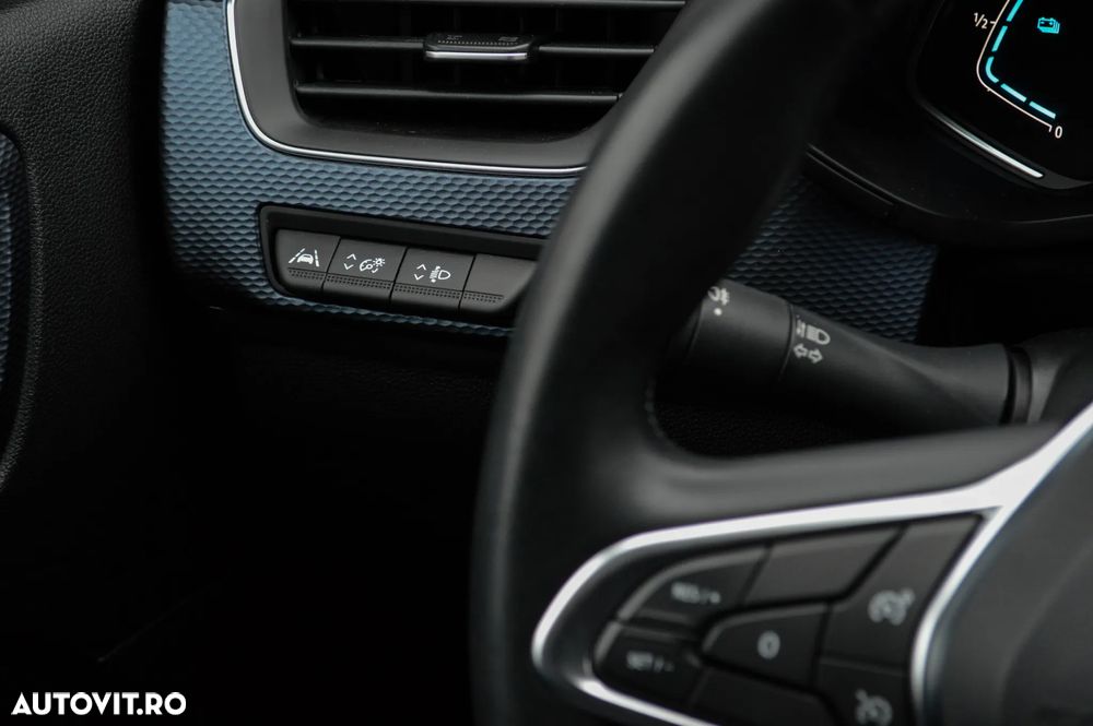 Renault Arkana E-TECH Full 145 Techno - 9