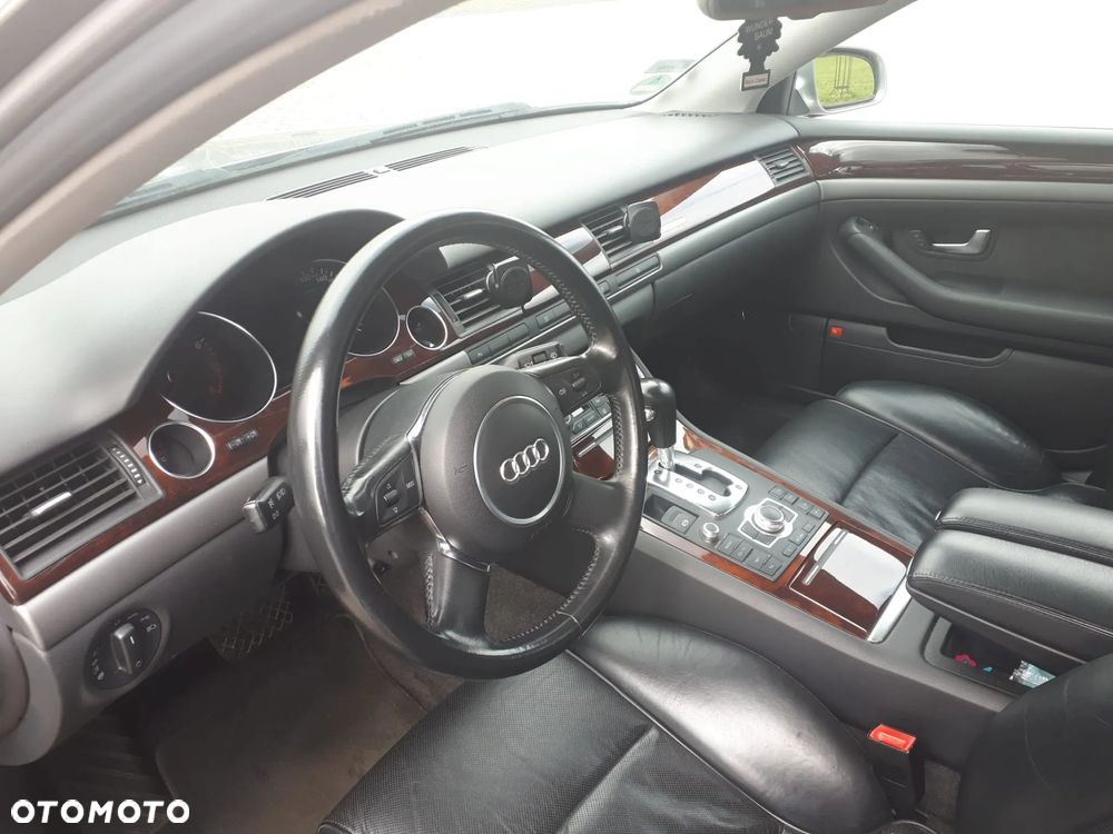 Audi A8 3.7 Quattro - 16