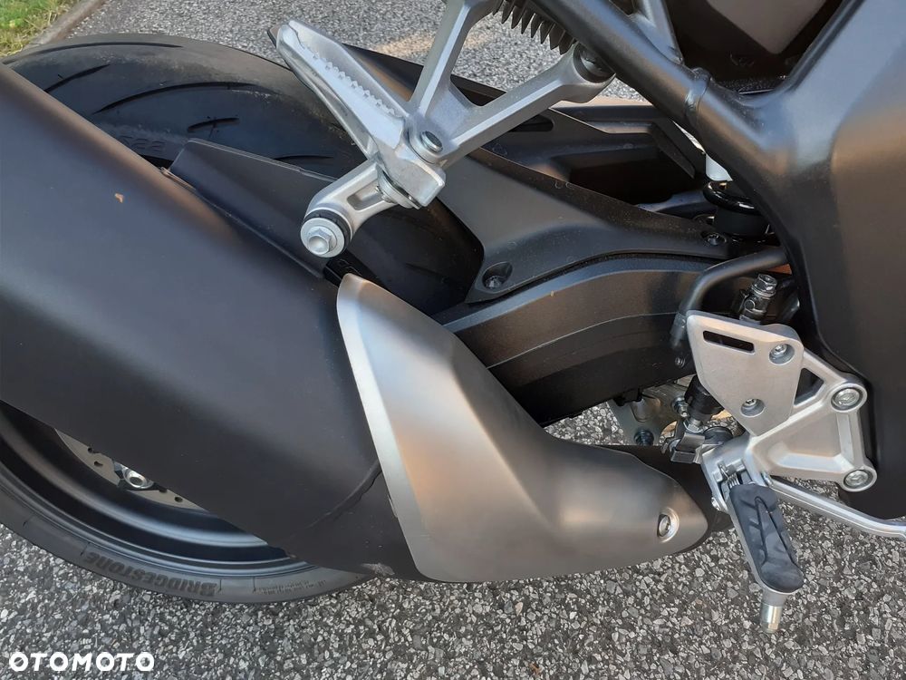 Honda CB - 27