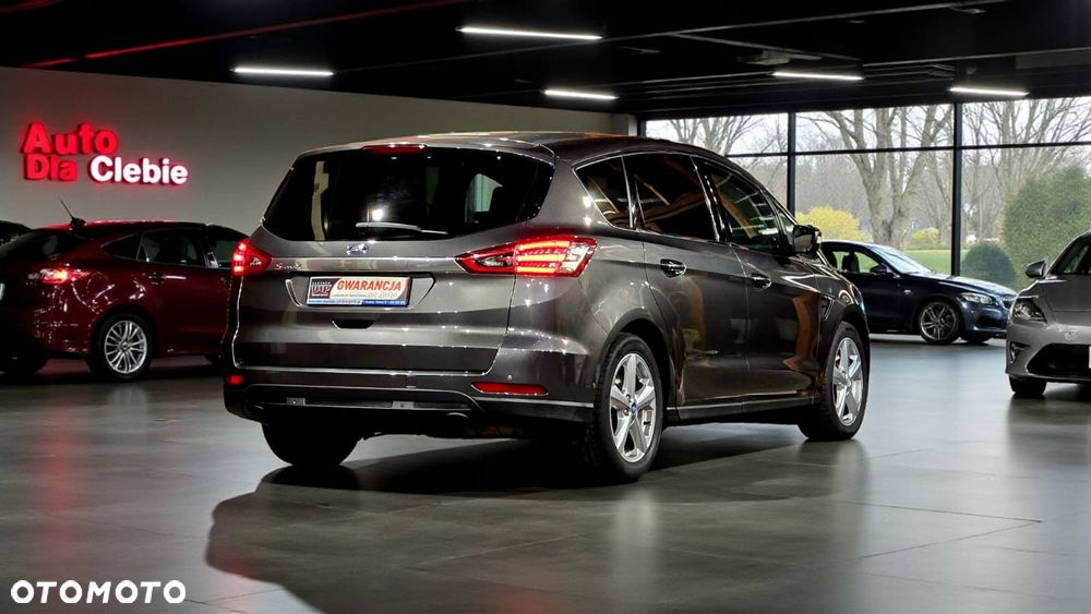 Ford S-Max - 7