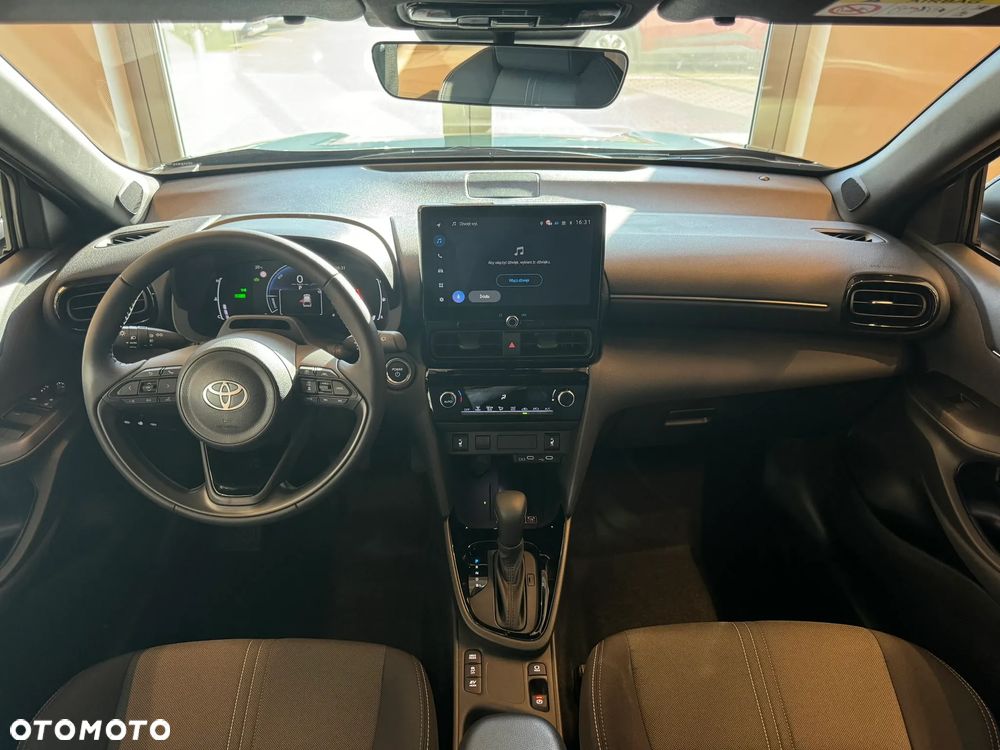 Toyota Yaris Cross Hybrid 1.5 Style - 17