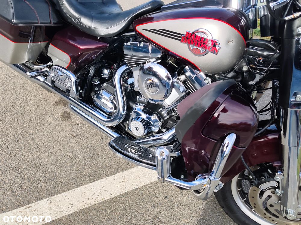 Harley-Davidson Touring Electra Glide - 23