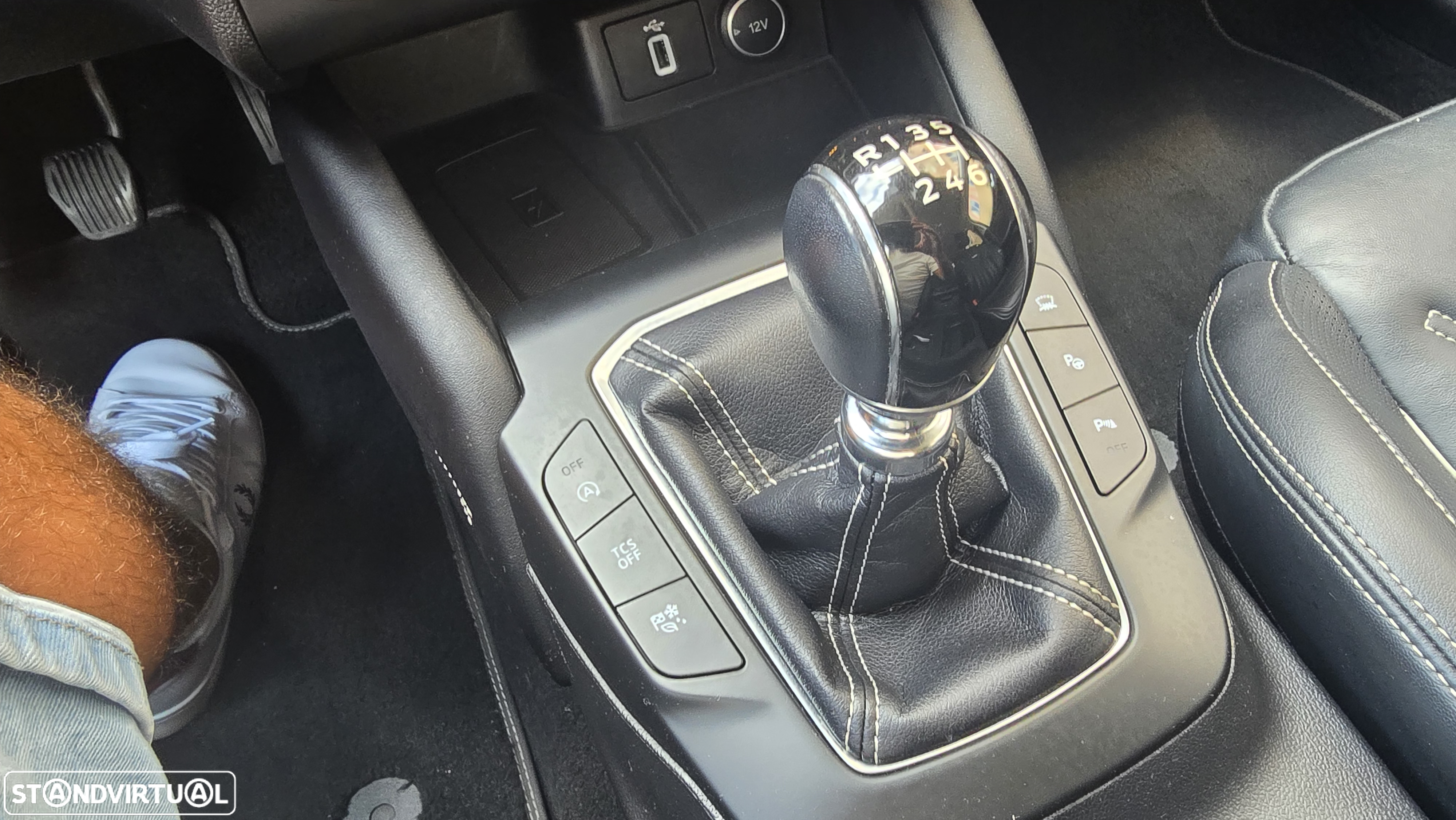 Ford Focus 1.5 EcoBoost Vignale - 34