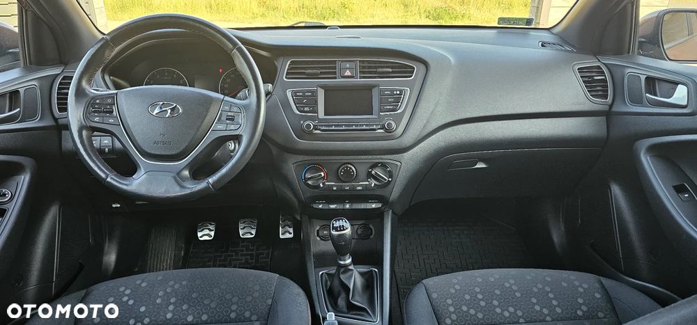 Hyundai i20 - 8
