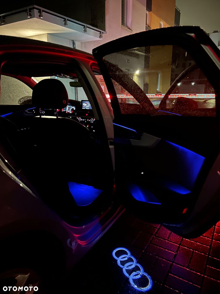 Audi A4 Limousine 40 TFSI - 11