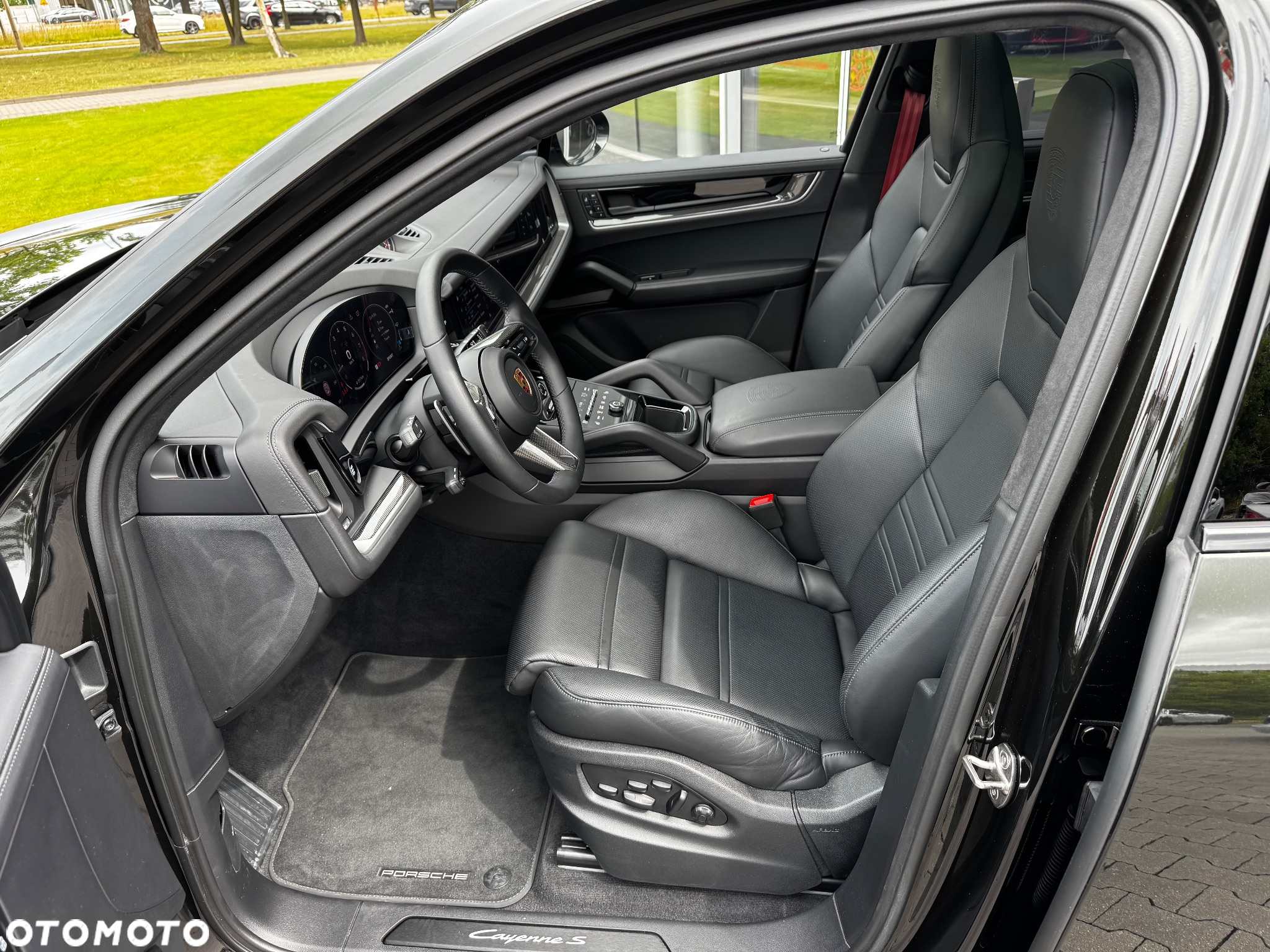 Porsche Cayenne S - 26