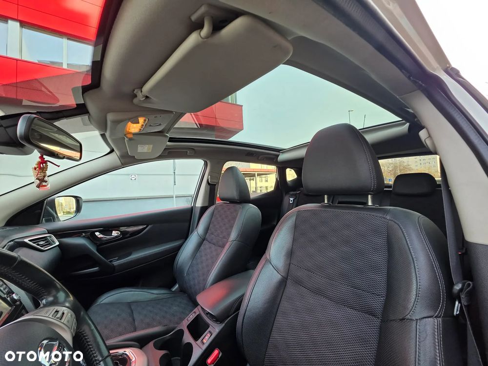 Nissan Qashqai 1.6 DCi Tekna Xtronic - 17