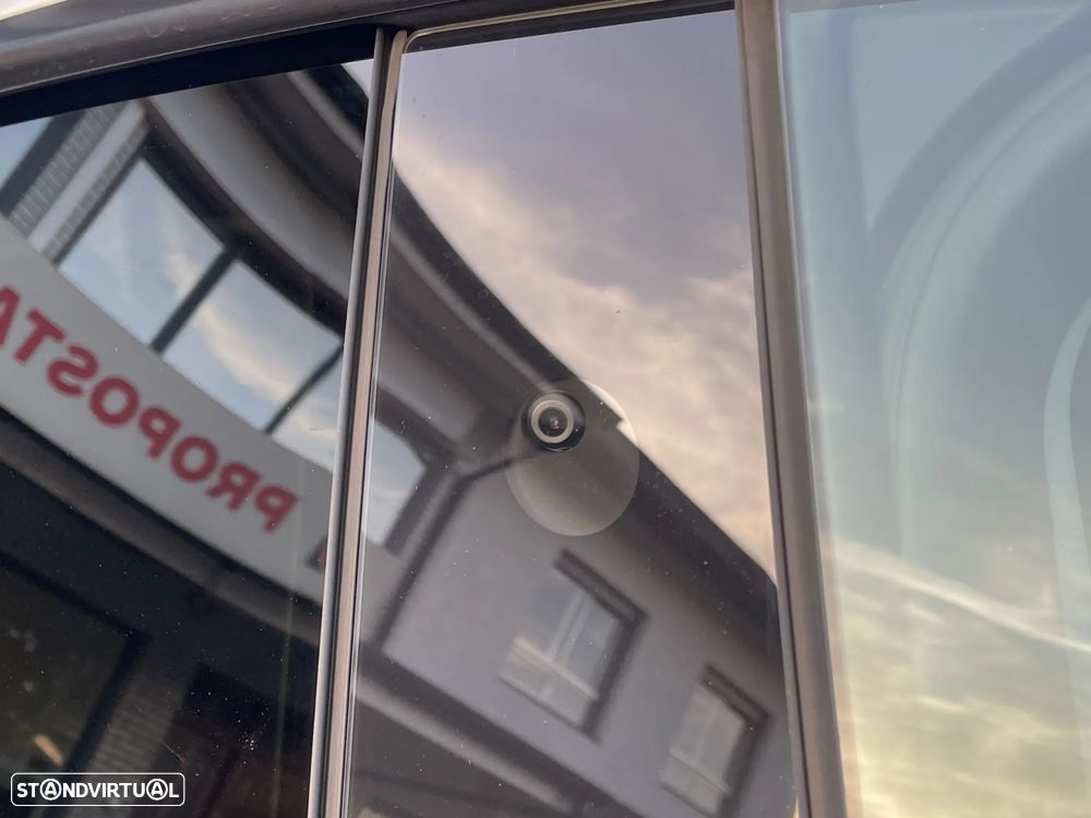Tesla Model Y RWD - 19