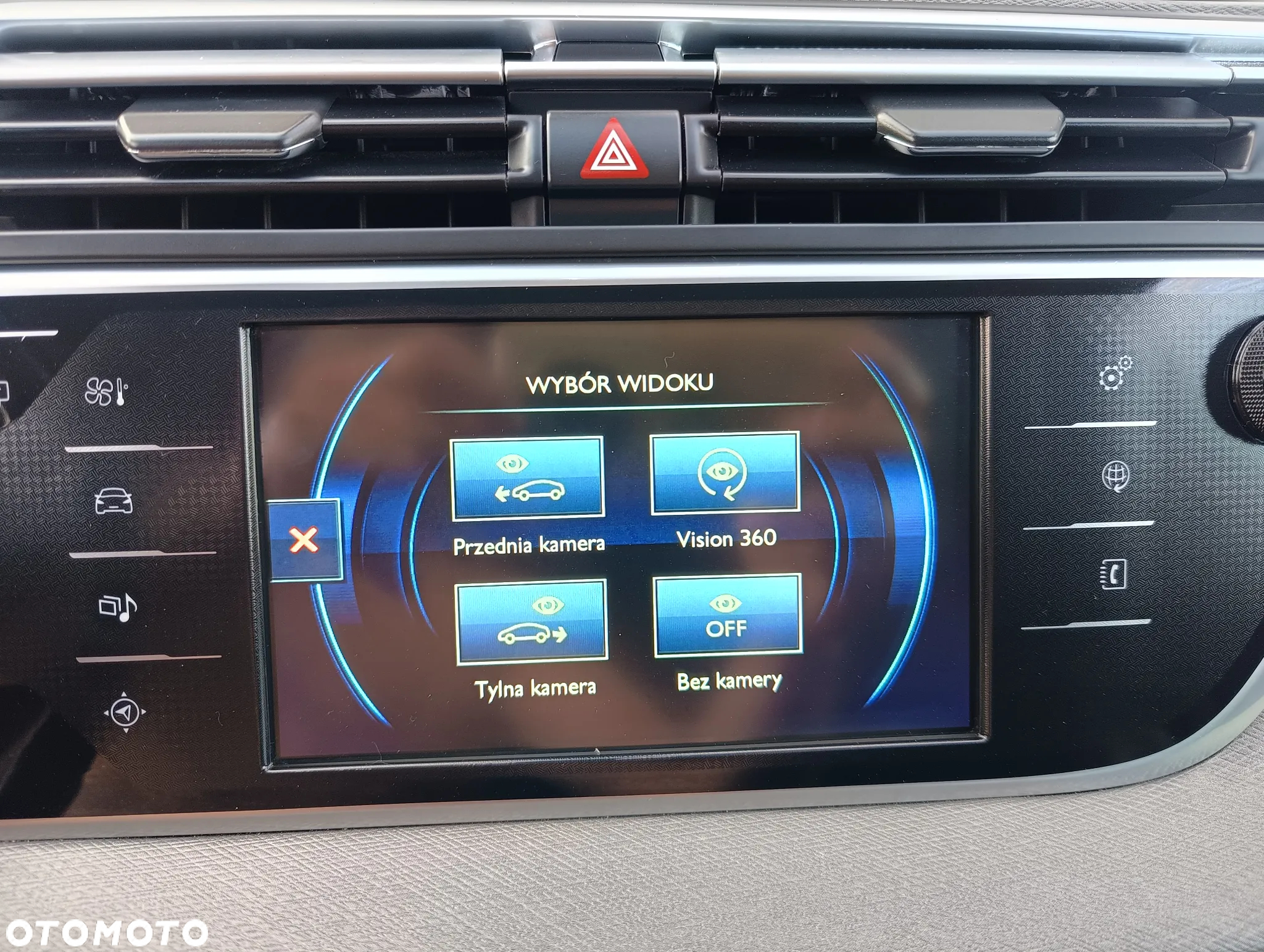 Citroën C4 Grand Picasso 1.6 THP Exclusive S&S EAT6 - 29