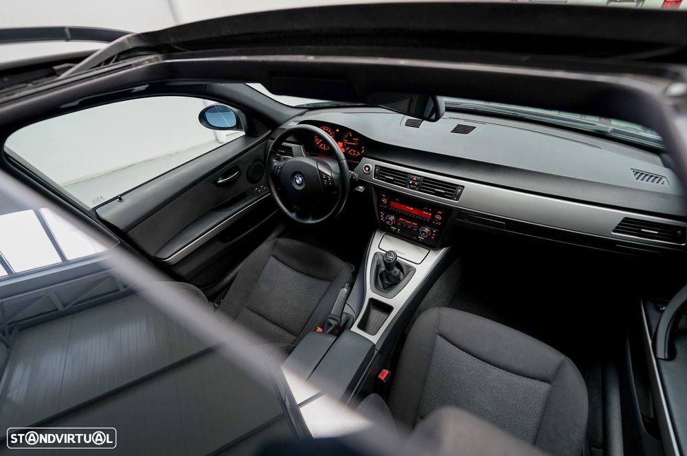 BMW 320 d Dynamic - 6