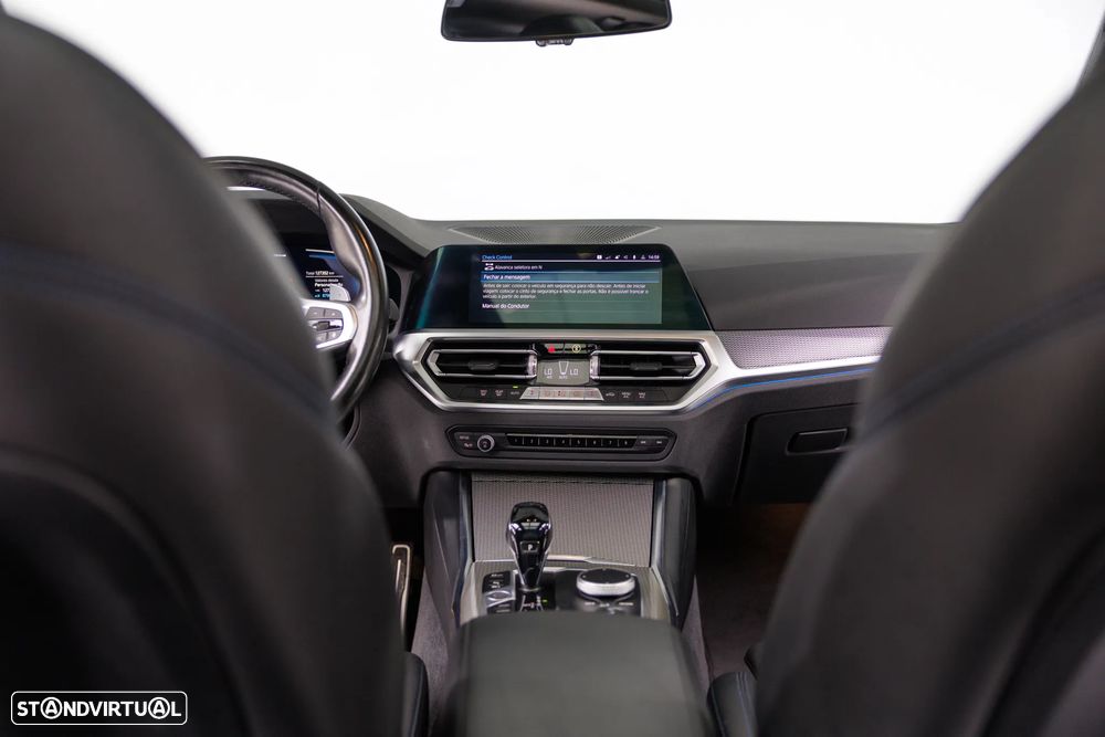 BMW 320 e Aut. M Sport - 17