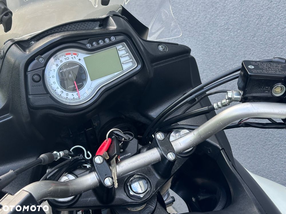 Suzuki DL - 19