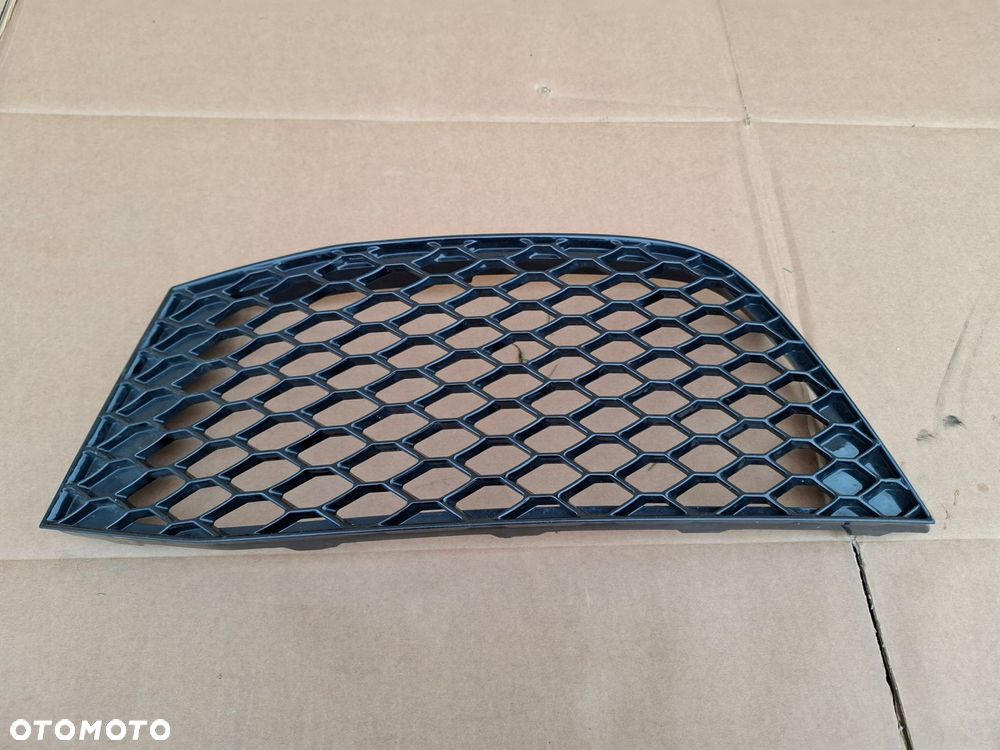 kratka zderzaka audi rs3 8p oryginał ładny stan