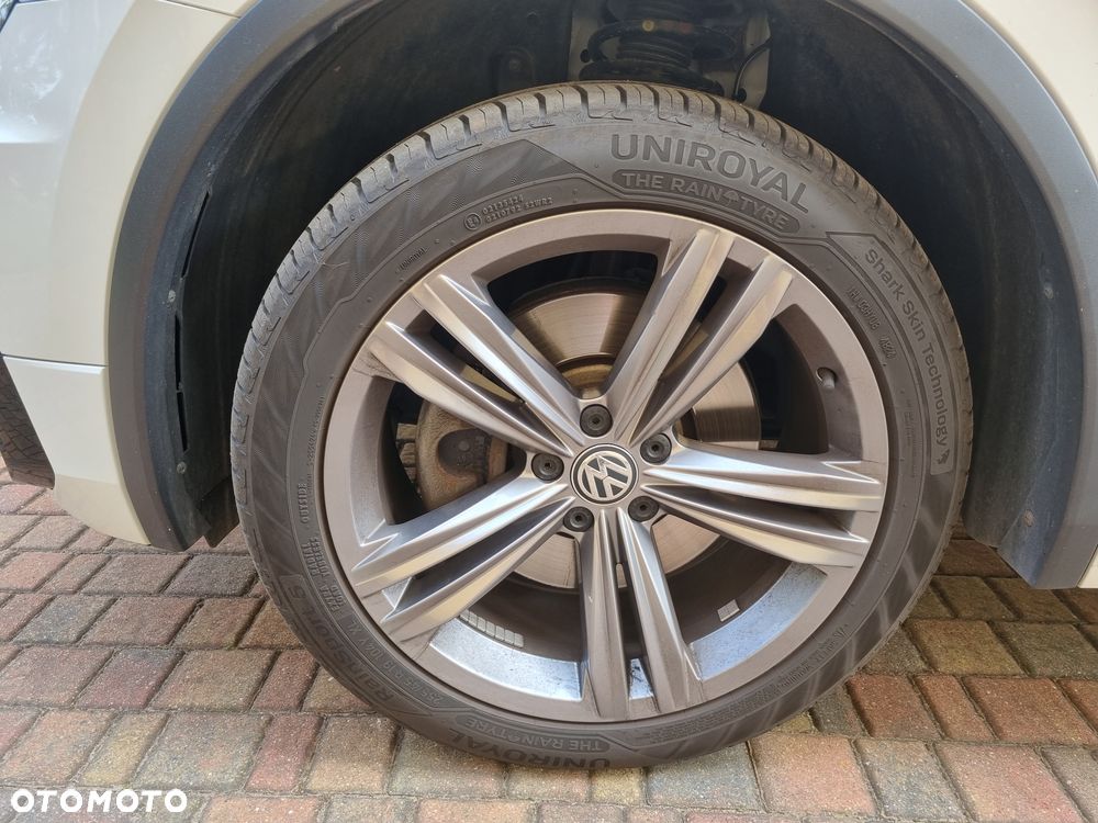 Volkswagen Tiguan 2.0 TDI SCR 4MOTION DSG Highline - 12