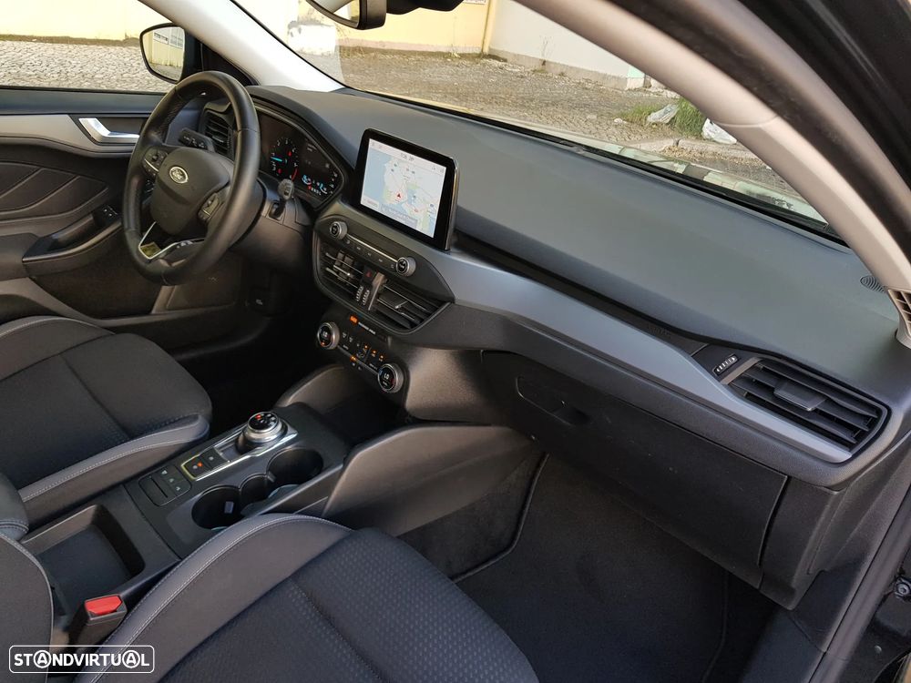 Ford Focus 1.5 TDCi ECOBlue Connected Aut. - 40