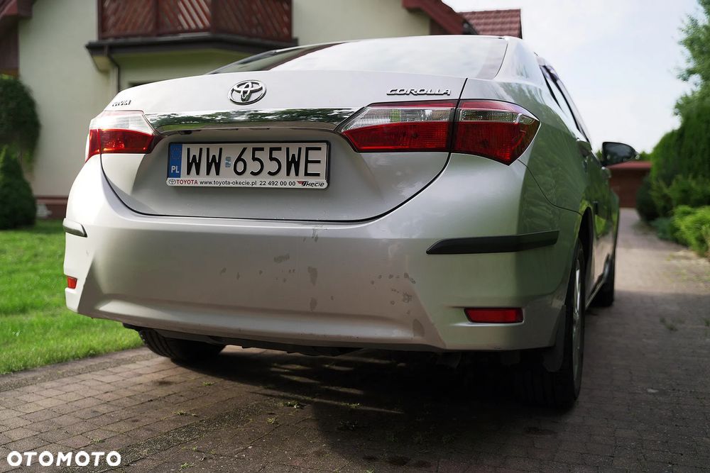 Toyota Corolla 1.6 Premium - 12