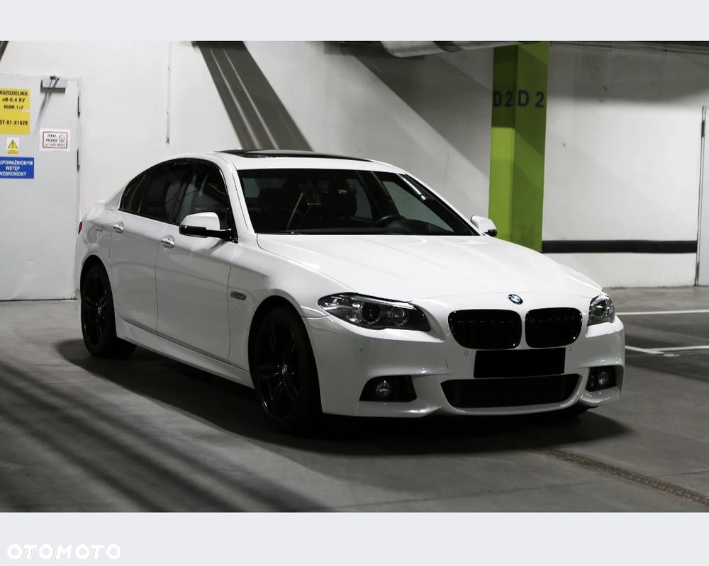 BMW Seria 5 528i xDrive - 1