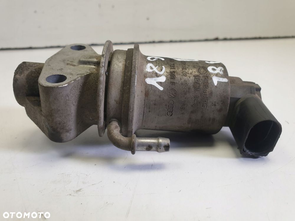 Audi A3 8L 1.6 8V ZAWÓR EGR 06A131501F - 4