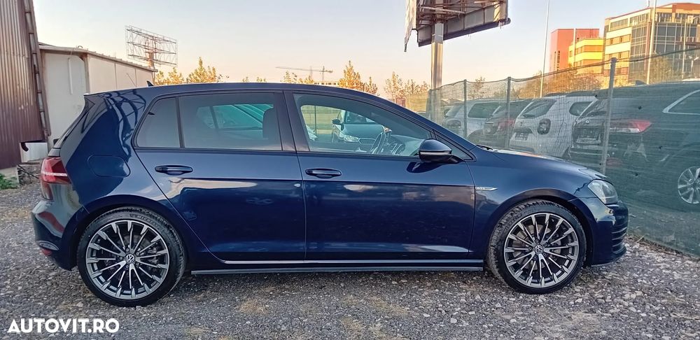 Volkswagen Golf 2.0 TDI GTD - 11