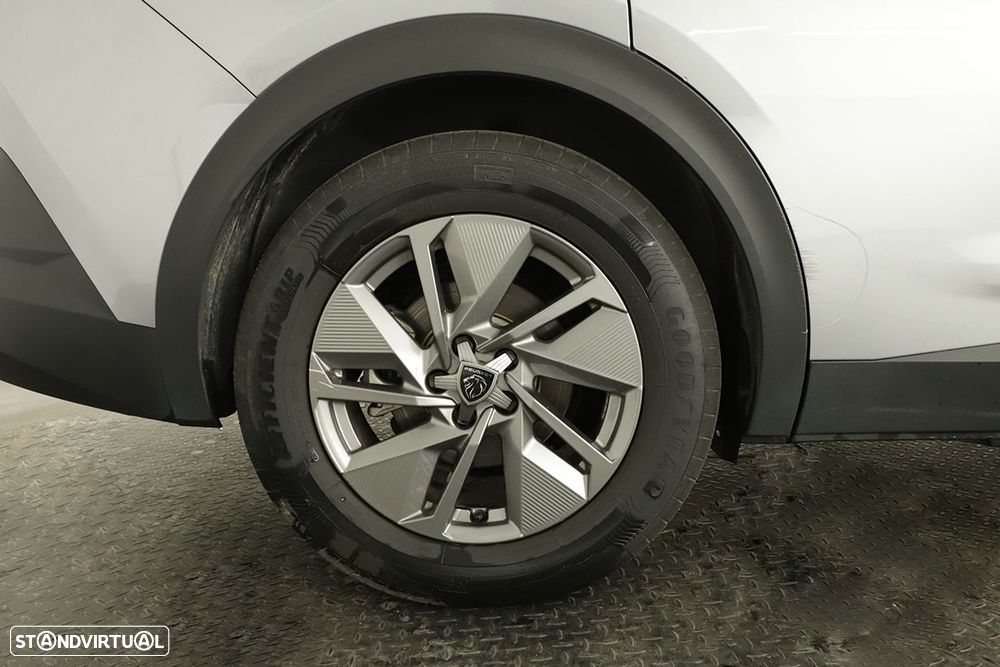 Peugeot 408 1.6 Hybrid Allure e-EAT8 - 5