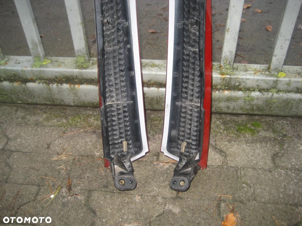 volvo xc90 lift 07-12r lampa tył lewa prawa górna 30698141 30698142 - 6