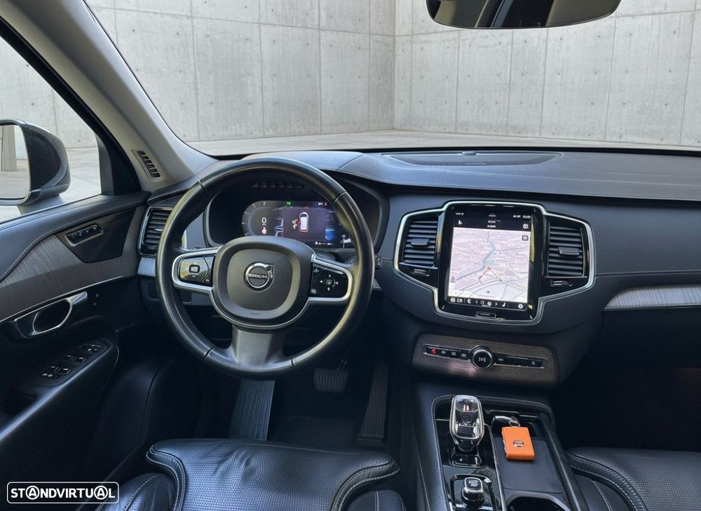 Volvo XC 90 2.0 B5 Ultimate Dark AWD - 17