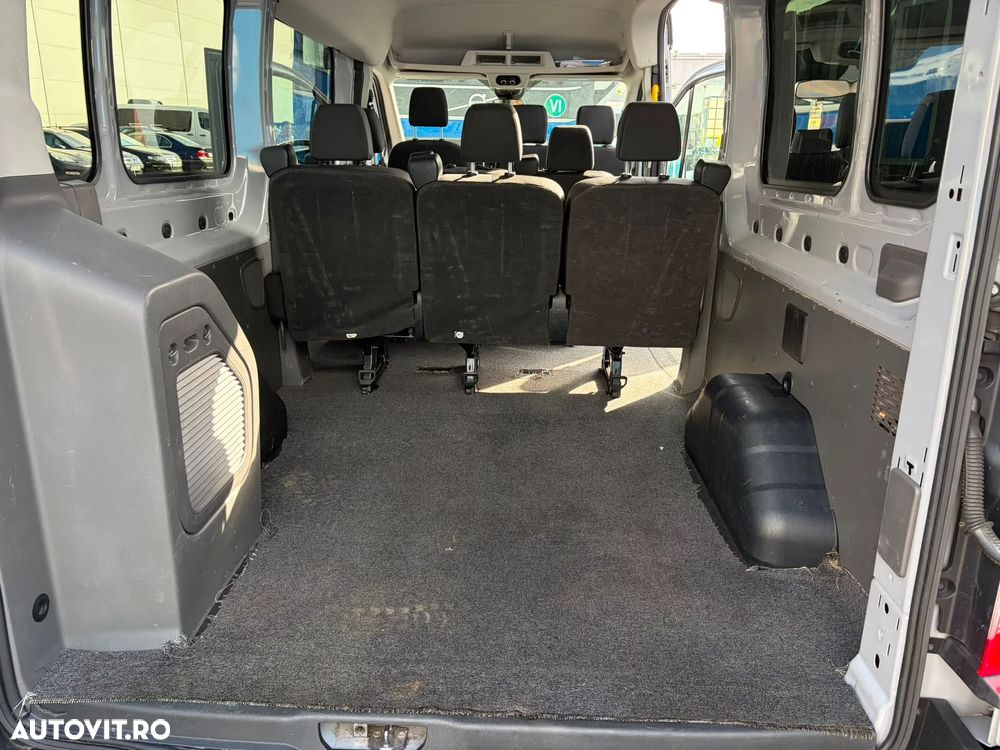 Ford Transit - 20