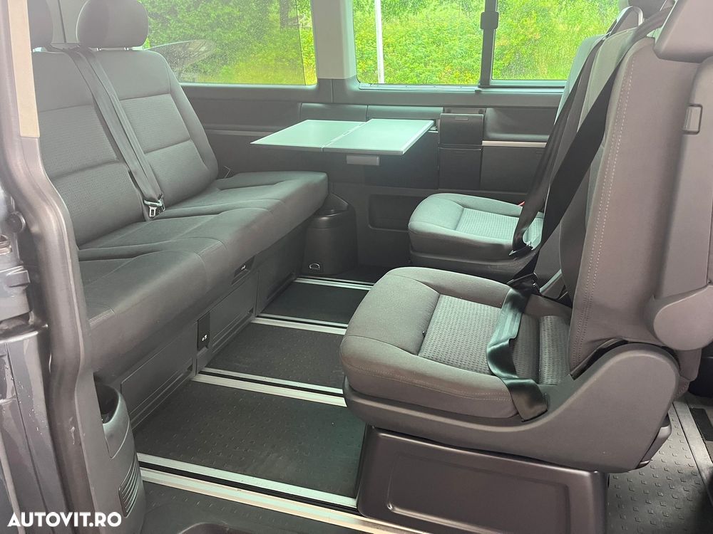 Volkswagen Multivan - 5