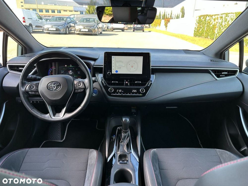 Toyota Corolla - 11