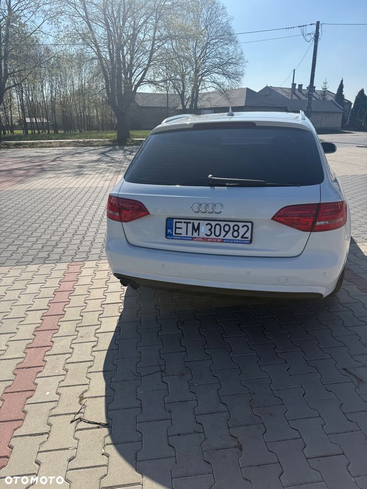 Audi A4 Avant 2.0 TDI Multitronic - 4