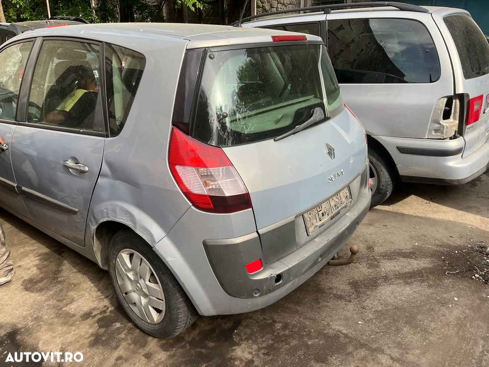 Carlig cui tractare Renault Megane Scenic 2 2005 - 1