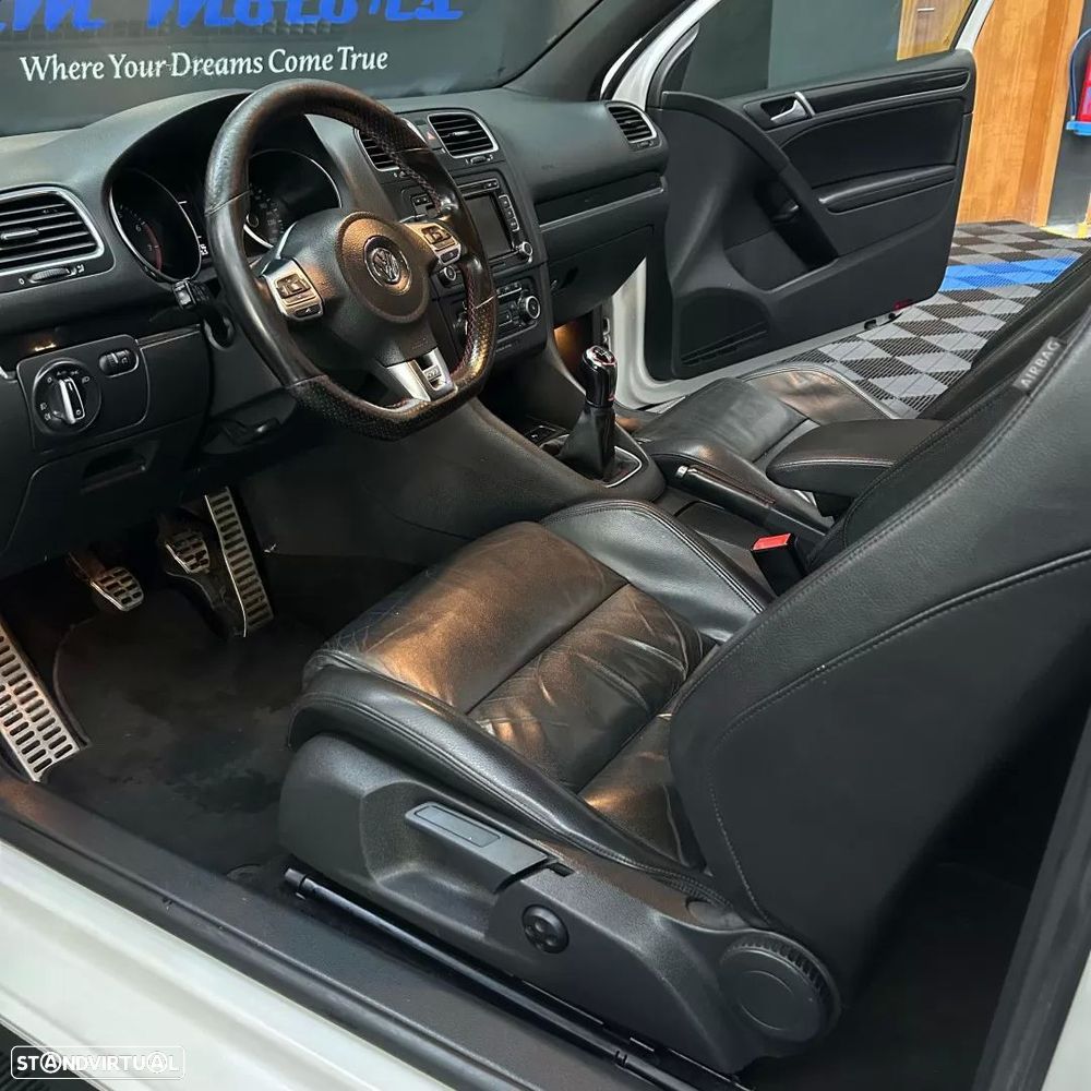 VW Golf 2.0 GTI - 7