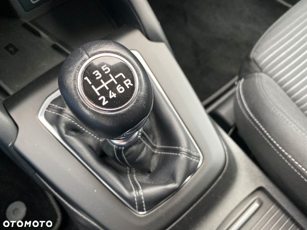Ford Focus - 28