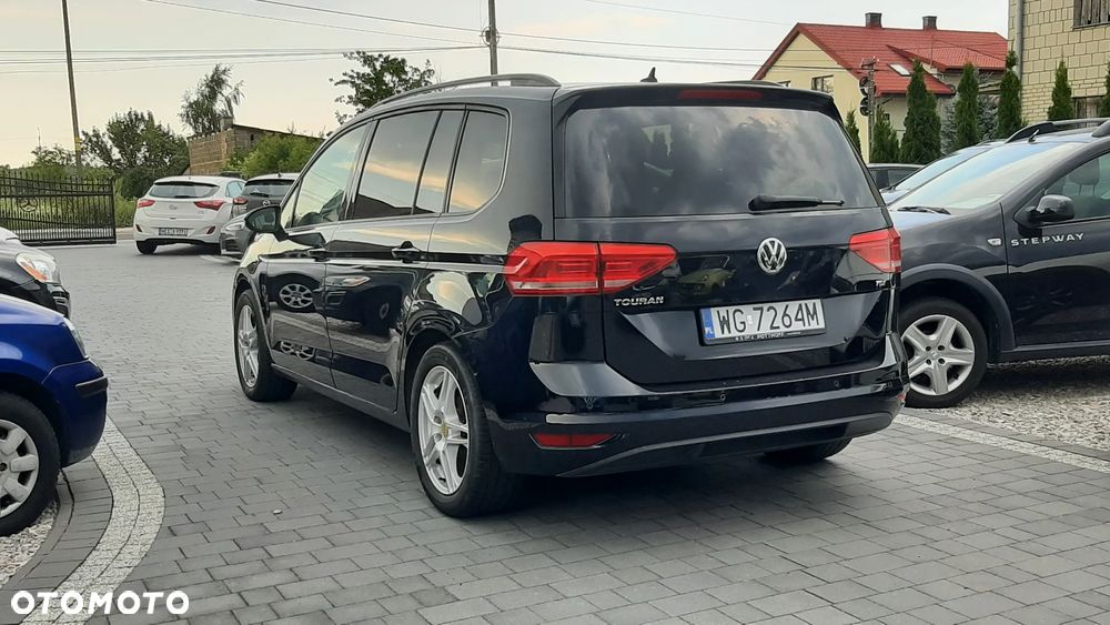 Volkswagen Touran - 7