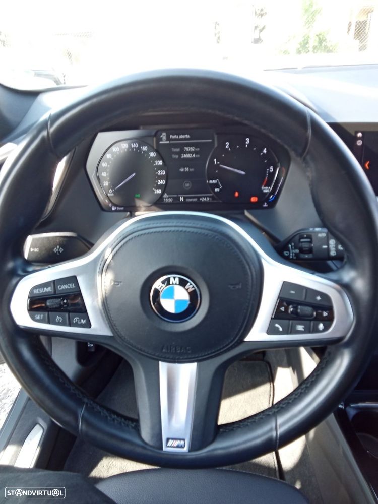 BMW 116 d Pack Desportivo M - 12