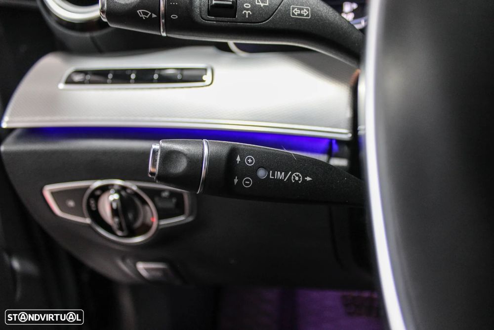 Mercedes-Benz E 220 d AMG - 39