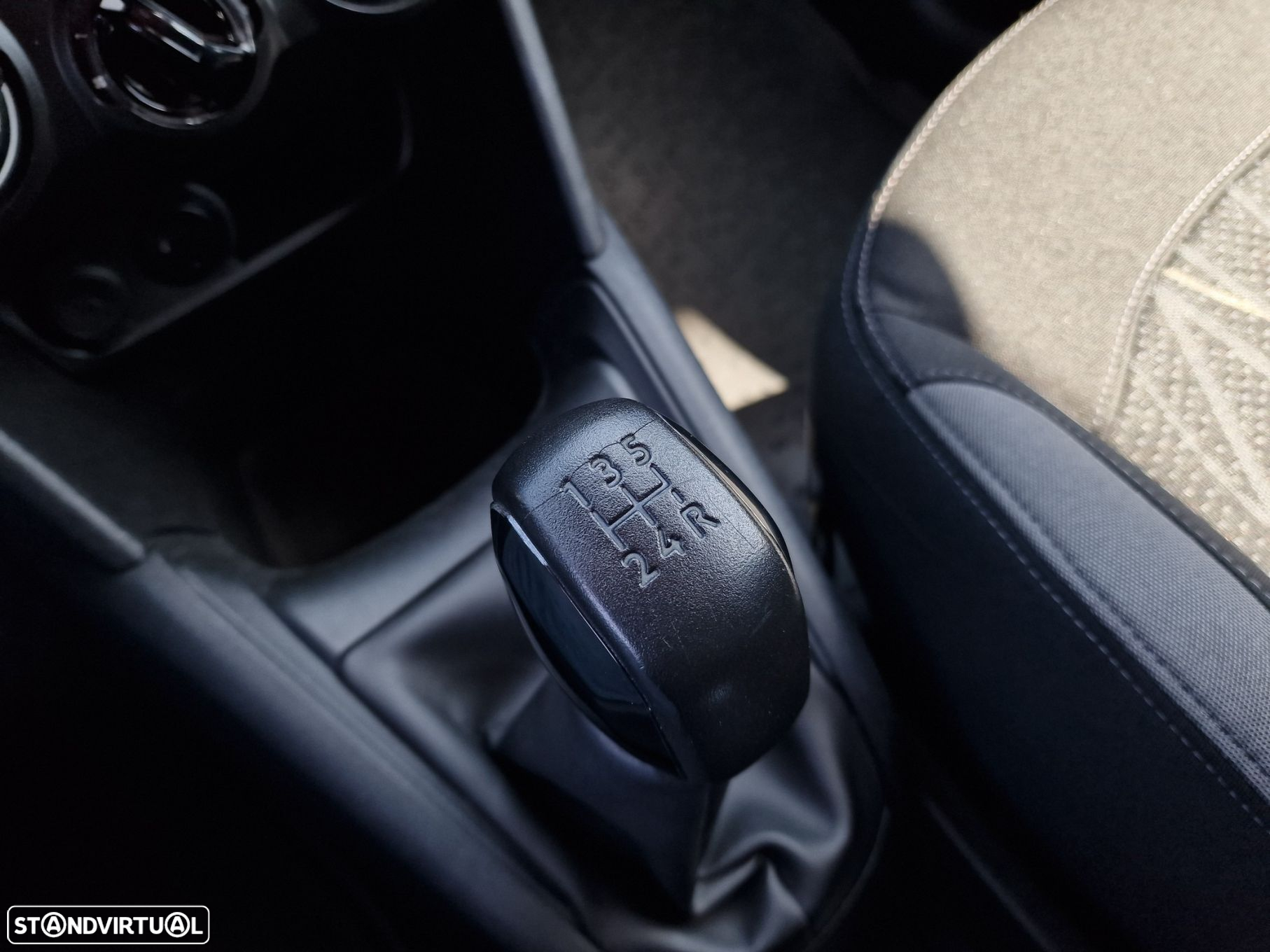 Peugeot 208 1.2 VTi Access - 20