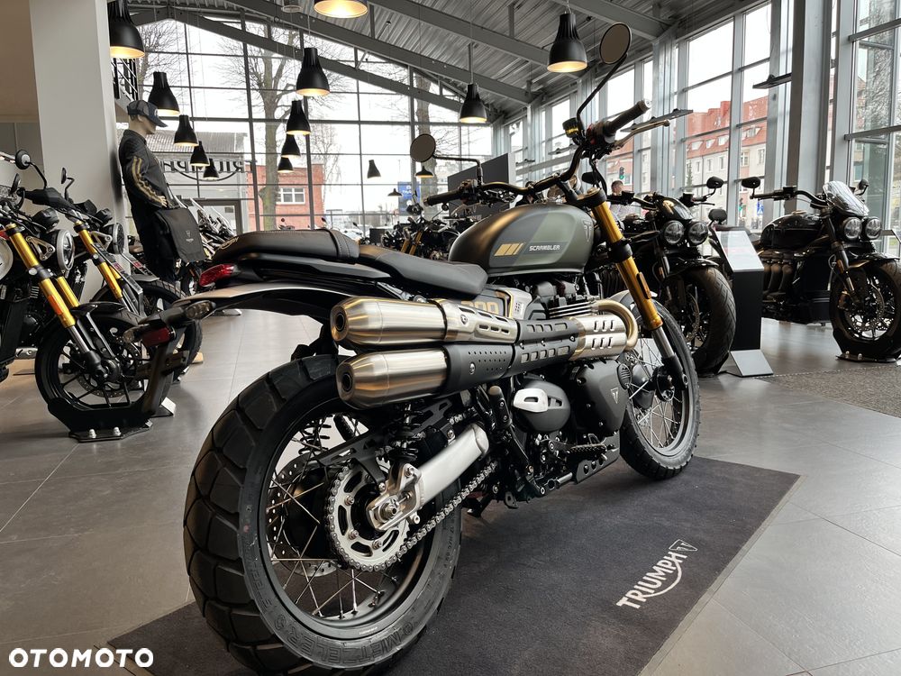 Triumph Scrambler - 2