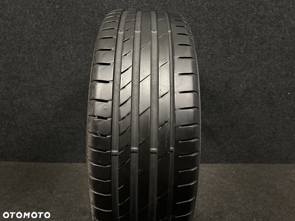 Kumho Ecsta PS71 205/60/16 96V XL 1szt. - 1