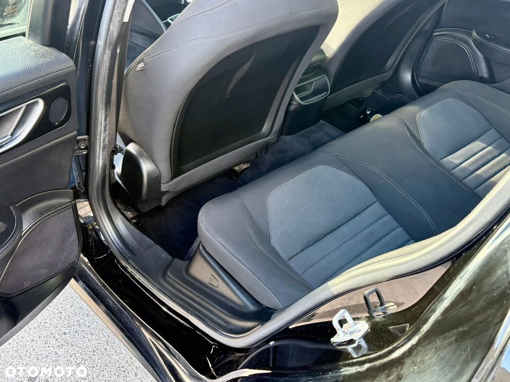 Alfa Romeo Giulia 2.2 D Turbo - 9