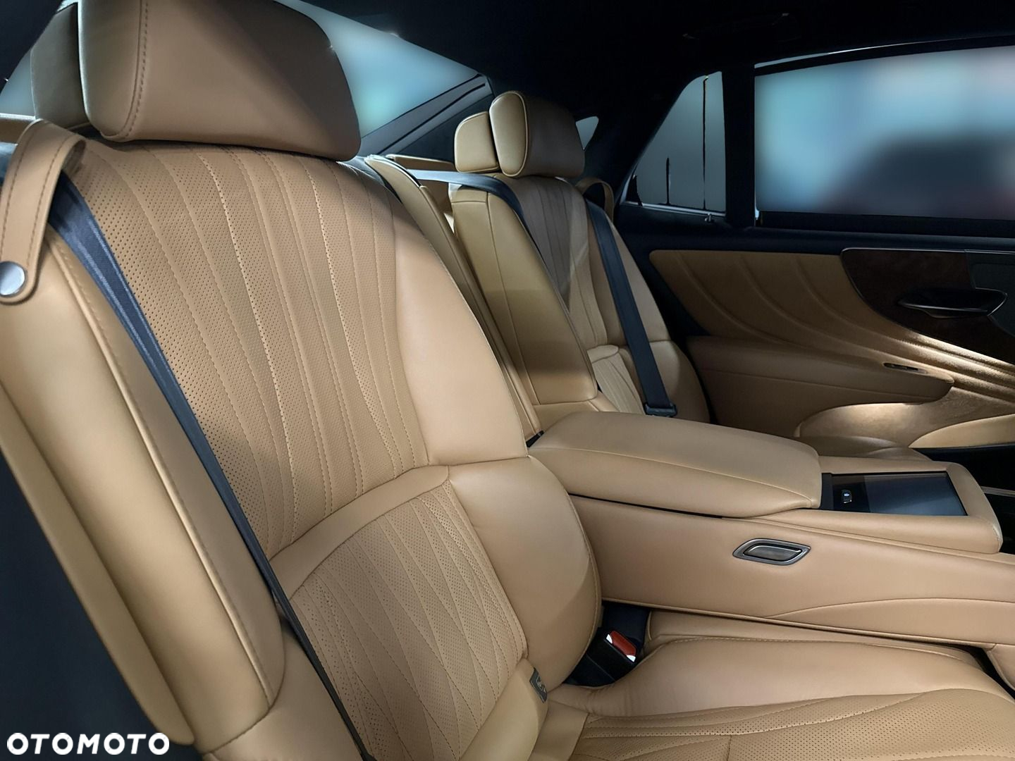 Lexus LS 500h Prestige AWD - 19