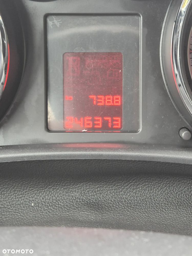 Toyota Auris Hybrid 135 Premium - 31