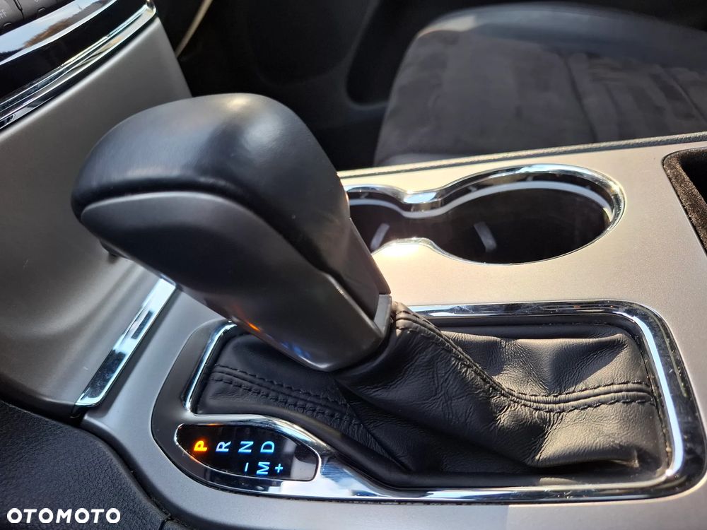 Jeep Grand Cherokee - 18