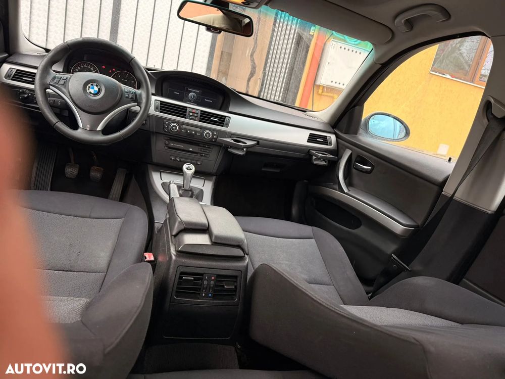 BMW Seria 3 320d DPF - 9
