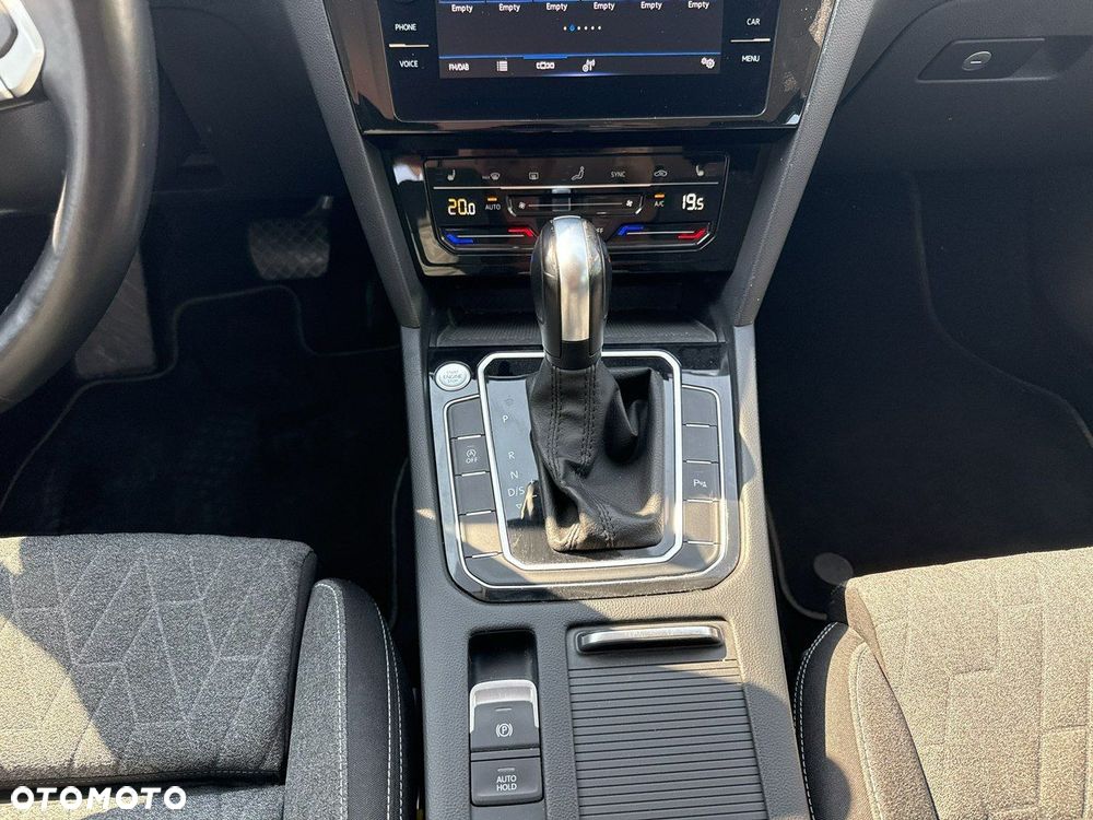 Volkswagen Passat 1.5 TSI EVO Business DSG - 24