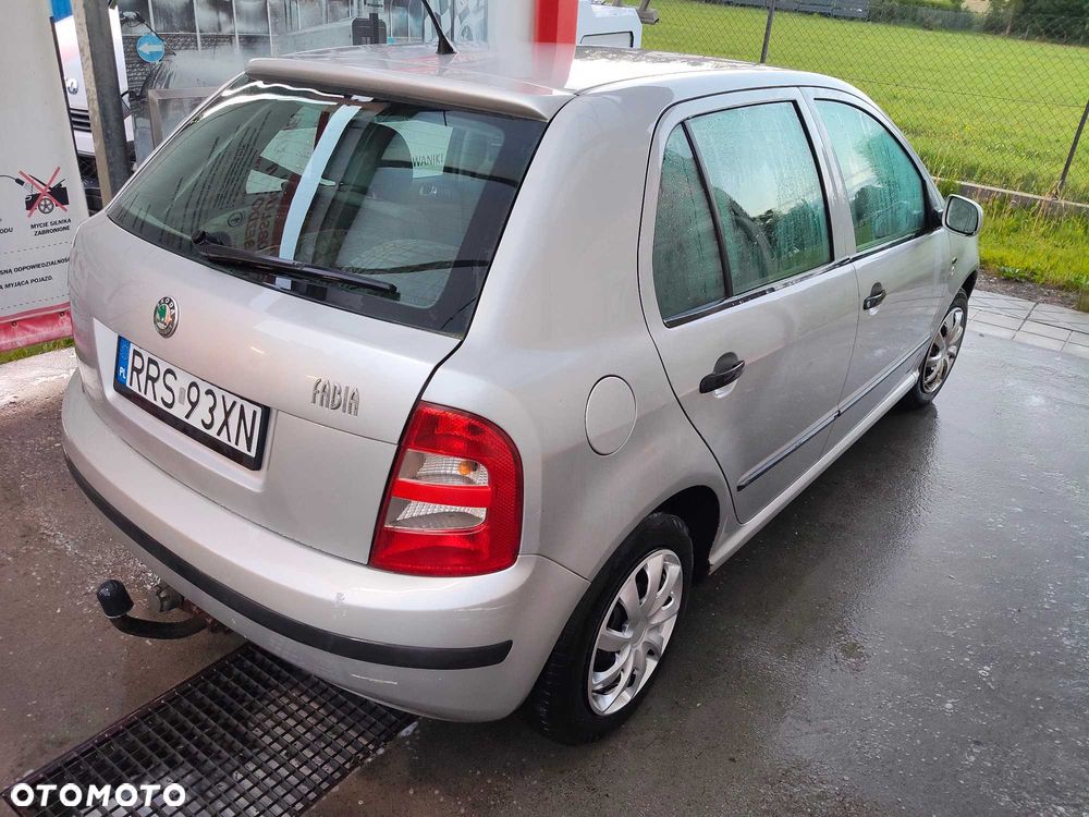 Skoda Fabia - 4