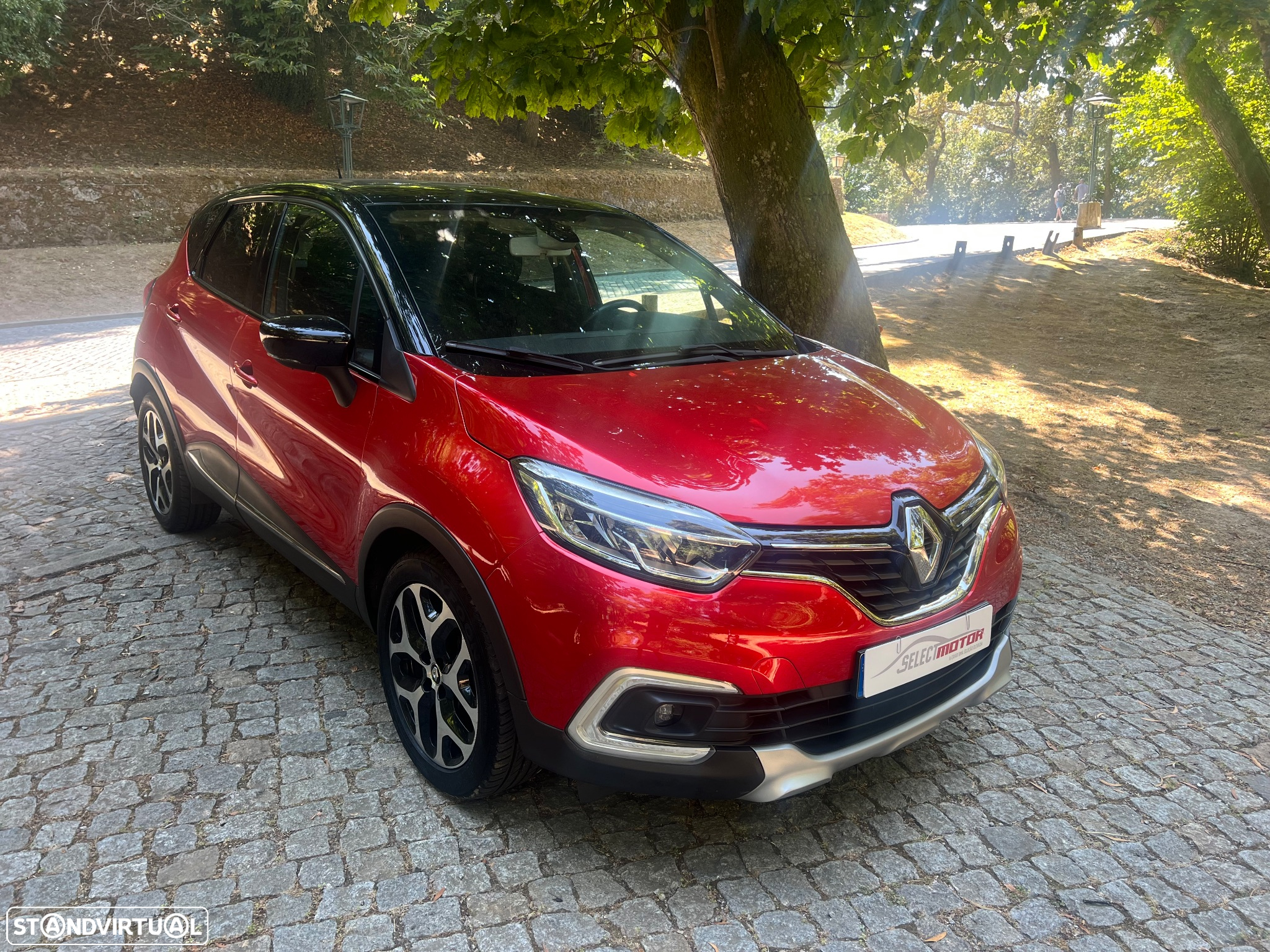 Renault Captur 1.5 dCi Exclusive - 18