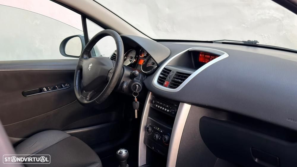 Peugeot 207 1.4 HDi Access - 18